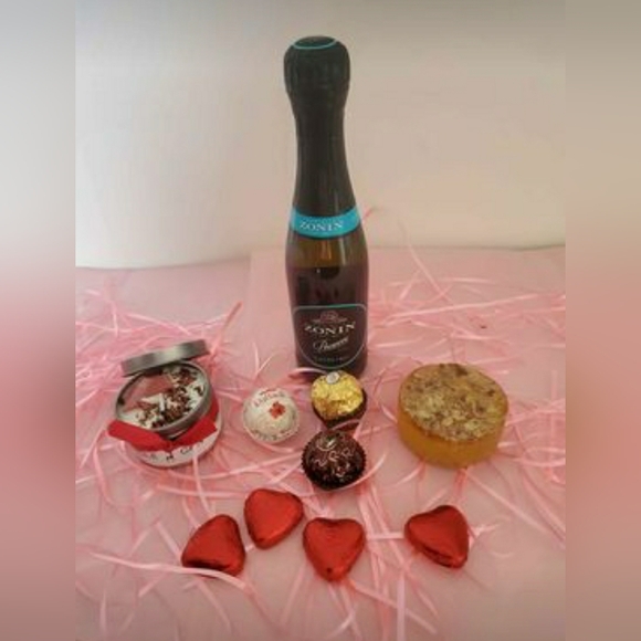 Gift Box - celebration! - Picture 4 of 6